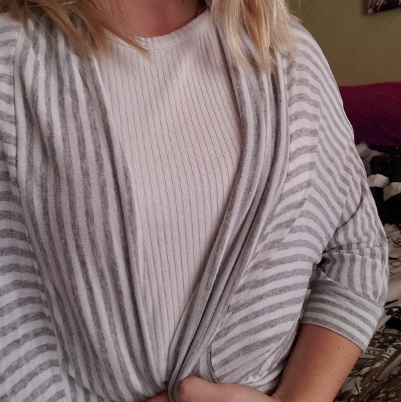 White and grey cardigan - Picture 1 of 1